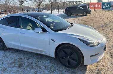 Седан Tesla Model 3 2019 в Ірпені