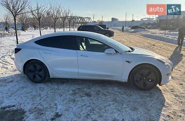 Седан Tesla Model 3 2019 в Ирпене
