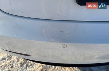 Седан Tesla Model 3 2019 в Ирпене