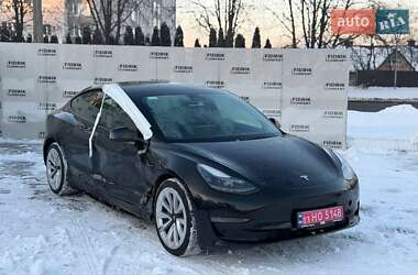 Седан Tesla Model 3 2022 в Луцке