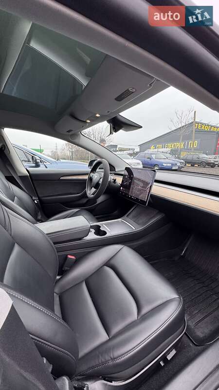 Седан Tesla Model 3 2021 в Запорожье