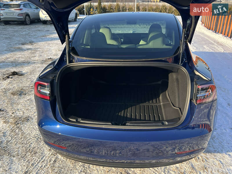 Седан Tesla Model 3 2022 в Виннице фото 20 Седан Tesla Model 3 2022 в Виннице