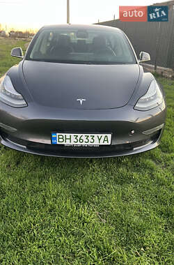 Седан Tesla Model 3 2018 в Одесі