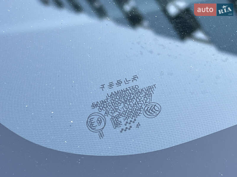 Седан Tesla Model 3 2024 в Киеве фото 55 Седан Tesla Model 3 2024 в Киеве