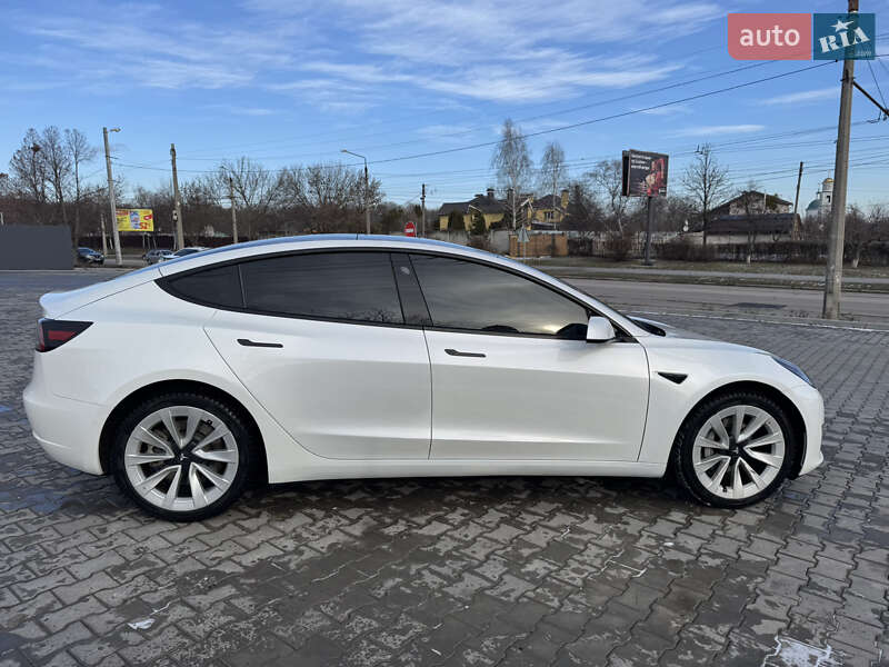 Седан Tesla Model 3 2021 в Полтаве фото 3 Седан Tesla Model 3 2021 в Полтаве