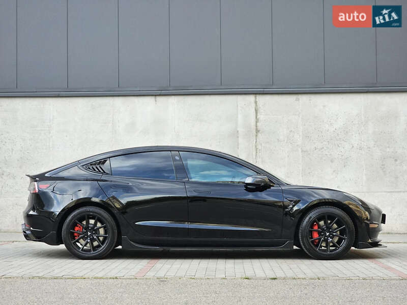 Седан Tesla Model 3 2019 в Києві фото 2 Седан Tesla Model 3 2019 в Києві
