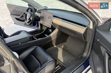 Седан Tesla Model 3 2019 в Харькове