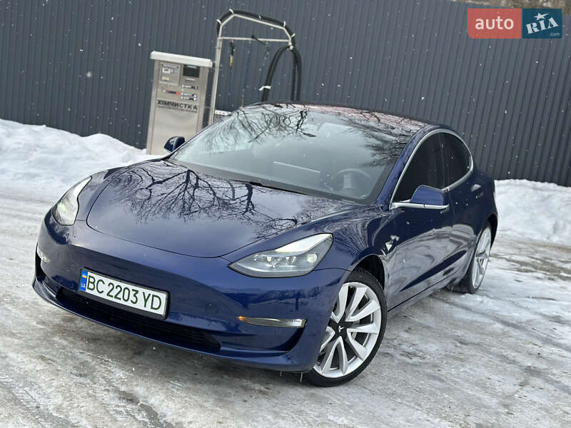 Седан Tesla Model 3 2018 в Дрогобичі фото 18 Седан Tesla Model 3 2018 в Дрогобичі