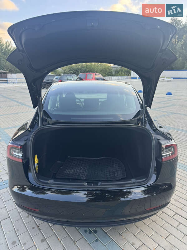 Седан Tesla Model 3 2023 в Измаиле фото 2 Седан Tesla Model 3 2023 в Измаиле