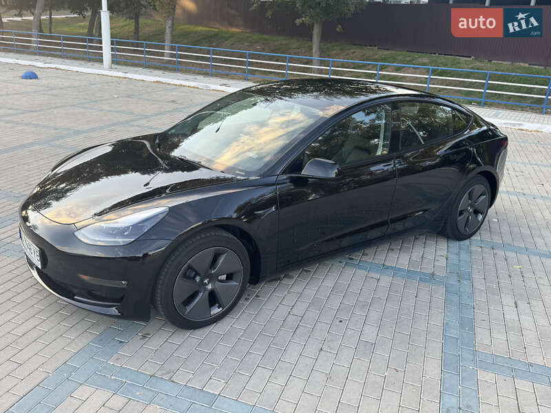 Седан Tesla Model 3 2023 в Измаиле фото 20 Седан Tesla Model 3 2023 в Измаиле
