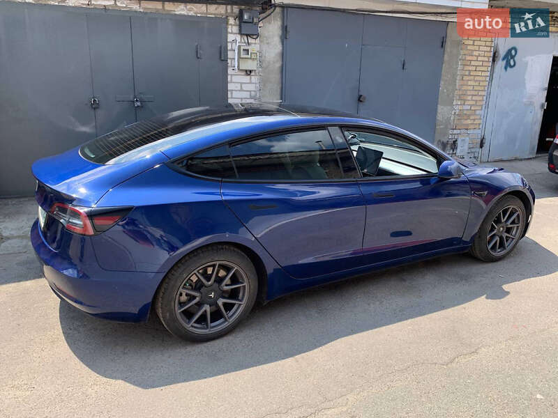 Седан Tesla Model 3 2021 в Києві фото 15 Седан Tesla Model 3 2021 в Києві