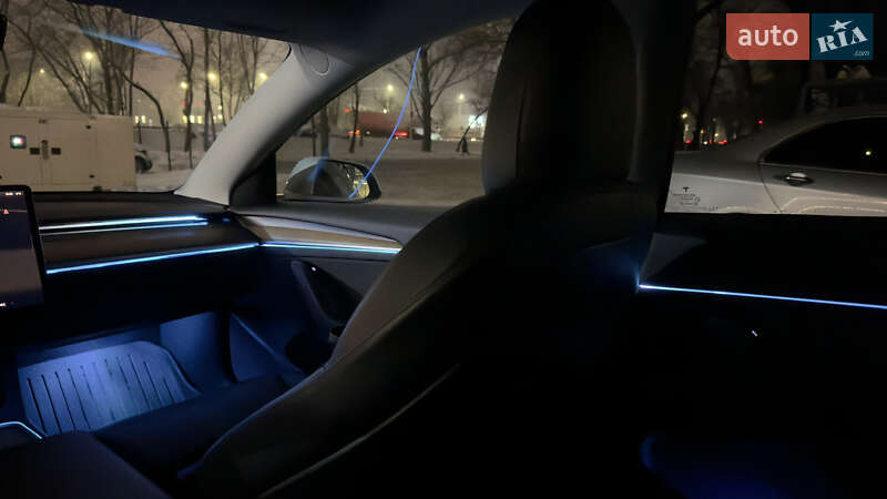 Седан Tesla Model 3 2022 в Киеве фото 16 Седан Tesla Model 3 2022 в Киеве