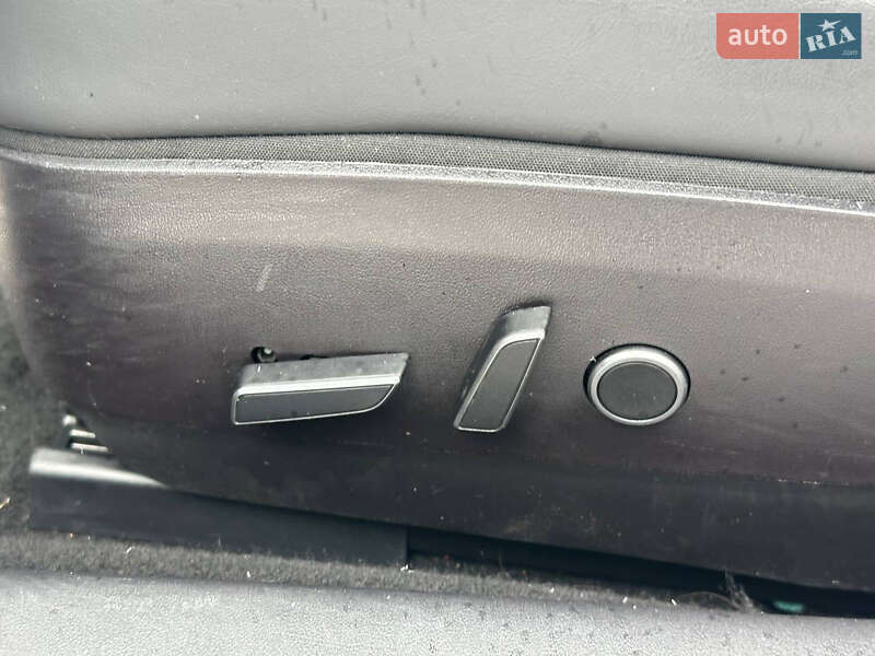Седан Tesla Model 3 2022 в Луцке фото 11 Седан Tesla Model 3 2022 в Луцке