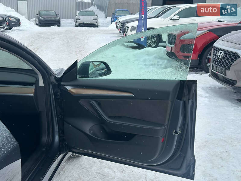 Седан Tesla Model 3 2022 в Луцке фото 19 Седан Tesla Model 3 2022 в Луцке