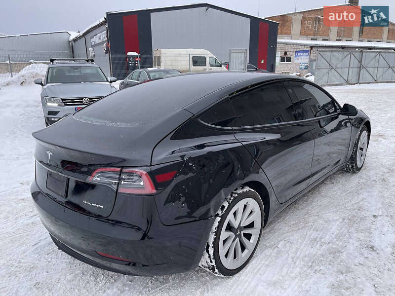 Седан Tesla Model 3 2022 в Луцьку фото 5 Седан Tesla Model 3 2022 в Луцьку