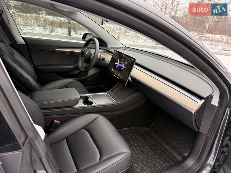 Седан Tesla Model 3 2022 в Кременчуці фото 37 Седан Tesla Model 3 2022 в Кременчуці