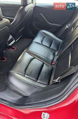 Седан Tesla Model 3 2018 в Киеве