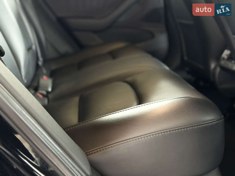 Седан Tesla Model 3 2019 в Львове фото 14 Седан Tesla Model 3 2019 в Львове
