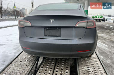 Седан Tesla Model 3 2023 в Киеве