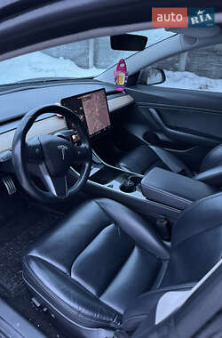 Седан Tesla Model 3 2018 в Білій Церкві