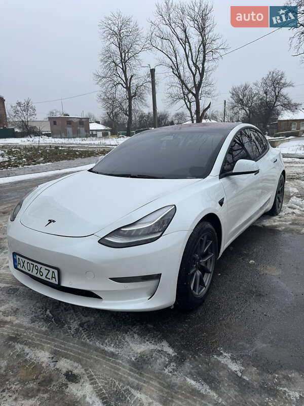Tesla Model 3 2018