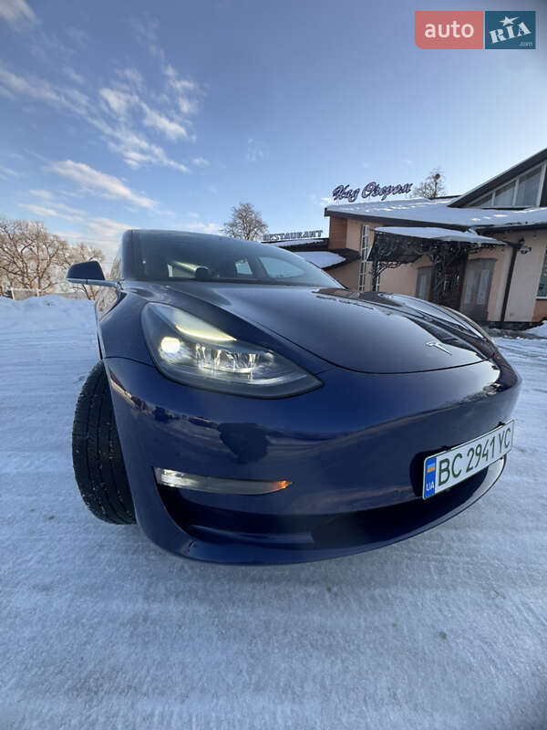 Седан Tesla Model 3 2018 в Львові фото 15 Седан Tesla Model 3 2018 в Львові