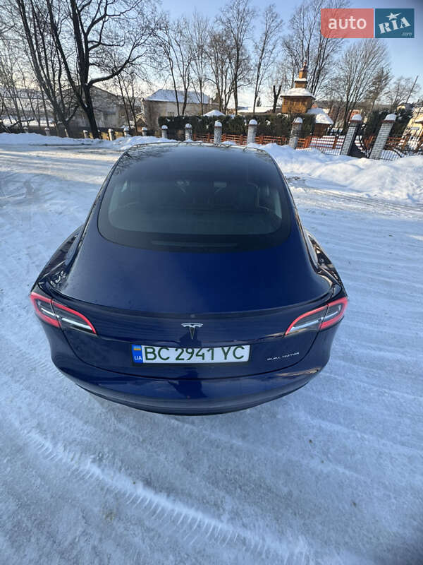 Седан Tesla Model 3 2018 в Львові фото 18 Седан Tesla Model 3 2018 в Львові