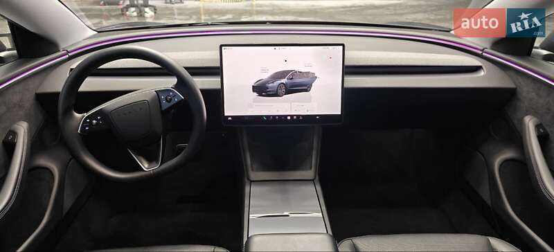 Седан Tesla Model 3 2024 в Киеве