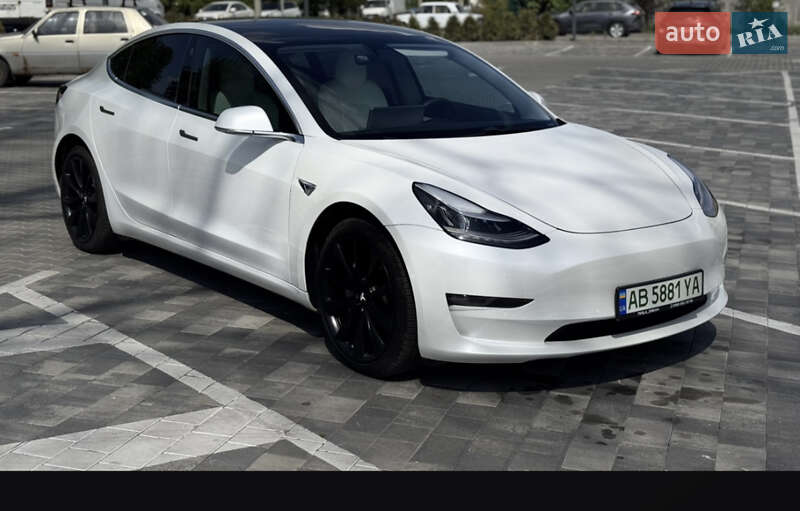 Tesla Model 3 2019