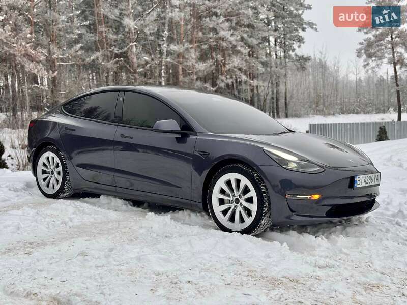 Tesla Model 3 2023