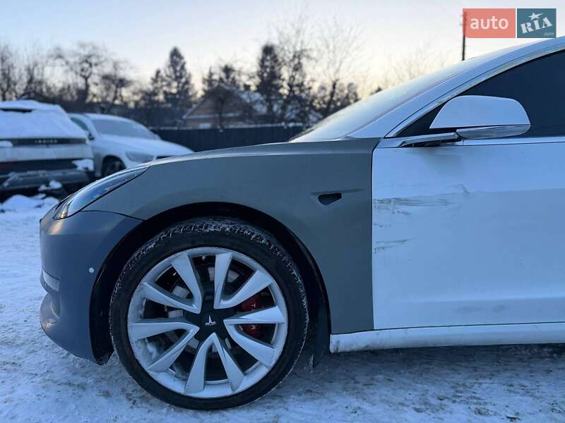 Седан Tesla Model 3 2019 в Луцке фото 7 Седан Tesla Model 3 2019 в Луцке