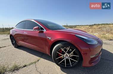 Седан Tesla Model 3 2019 в Днепре
