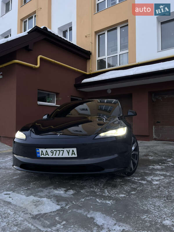 Седан Tesla Model 3 2024 в Львові фото 3 Седан Tesla Model 3 2024 в Львові