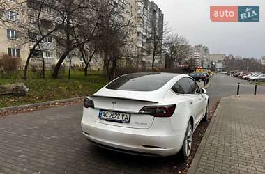 Седан Tesla Model 3 2019 в Луцке
