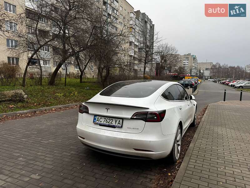 Tesla Model 3 2019 Tesla Model 3 2019