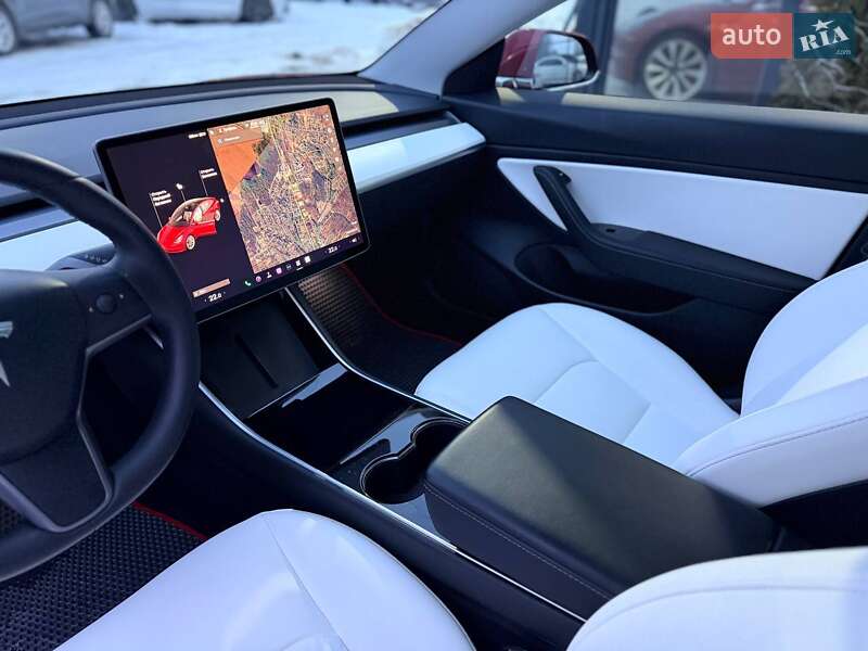 Седан Tesla Model 3 2020 в Львові фото 15 Седан Tesla Model 3 2020 в Львові