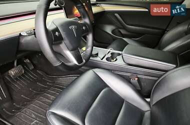 Седан Tesla Model 3 2022 в Одессе