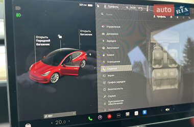 Седан Tesla Model 3 2018 в Тернополе
