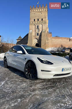 Седан Tesla Model 3 2023 в Луцьку
