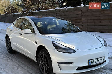 Седан Tesla Model 3 2018 в Киеве