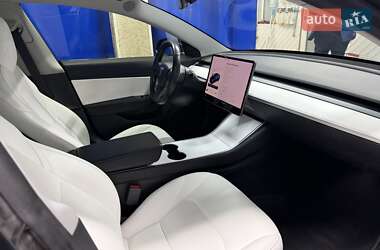 Седан Tesla Model 3 2019 в Днепре