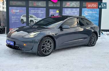 Седан Tesla Model 3 2023 в Виннице