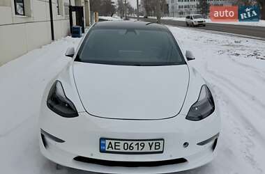 Седан Tesla Model 3 2021 в Дніпрі