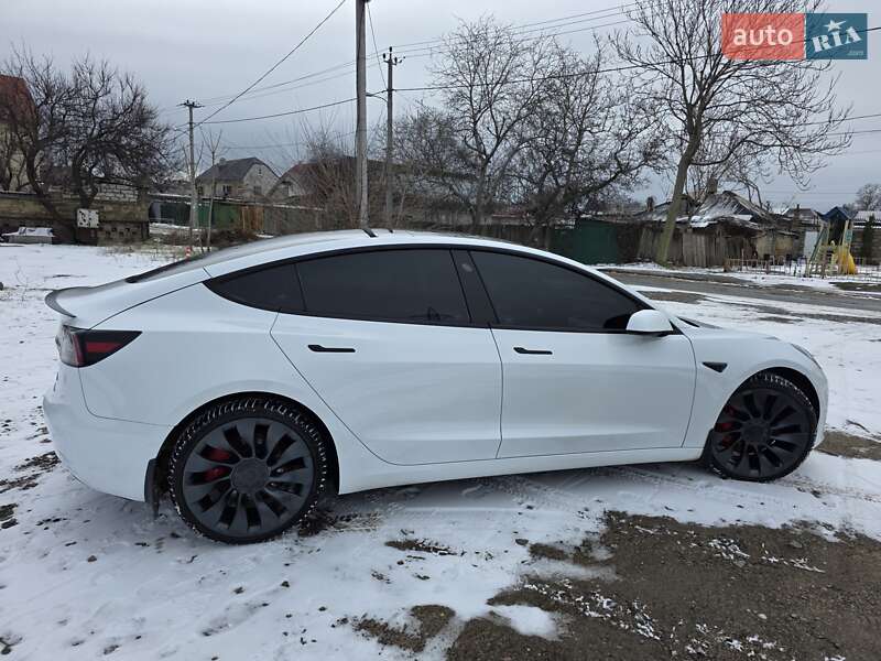 Седан Tesla Model 3 2022 в Одесі