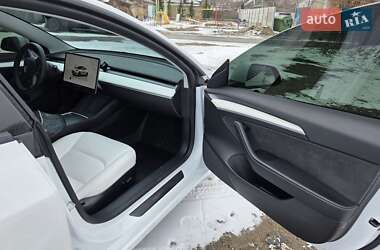 Седан Tesla Model 3 2022 в Одессе