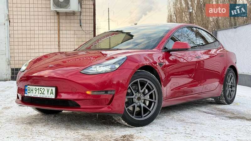 Седан Tesla Model 3 2022 в Одесі
