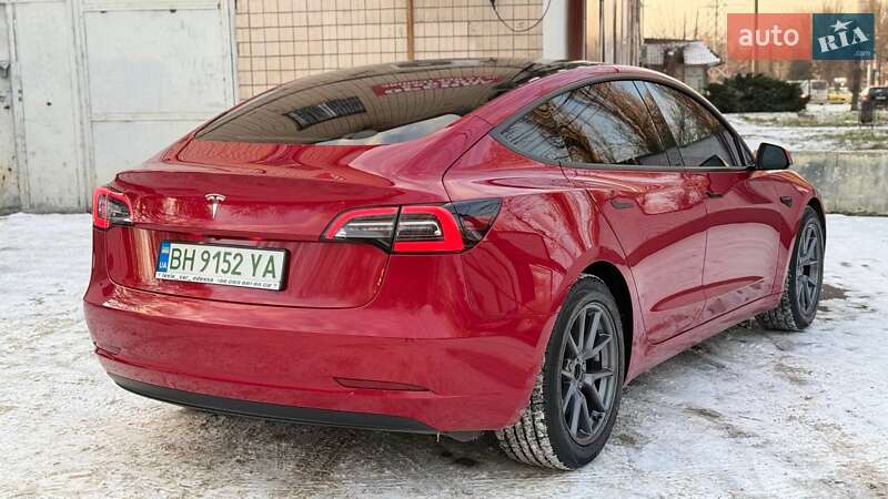 Седан Tesla Model 3 2022 в Одесі