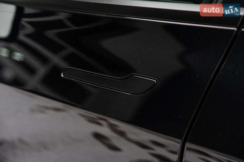 Седан Tesla Model 3 2025 в Києві фото 21 Седан Tesla Model 3 2025 в Києві