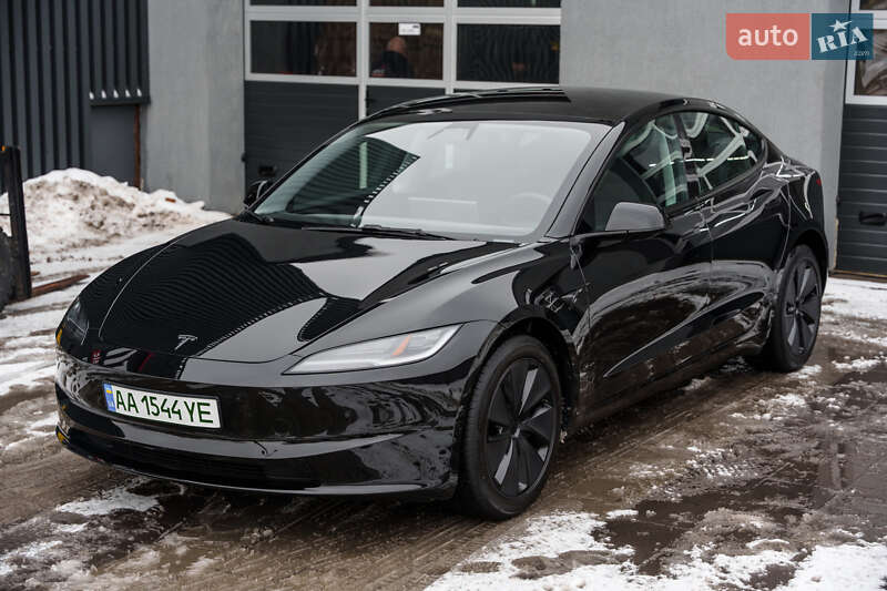 Седан Tesla Model 3 2025 в Києві фото 4 Седан Tesla Model 3 2025 в Києві
