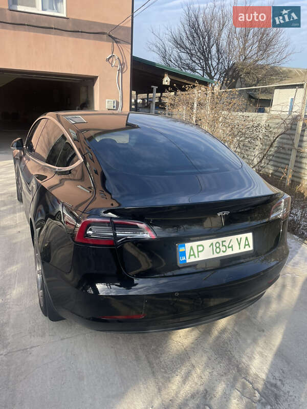 Седан Tesla Model 3 2019 в Запоріжжі